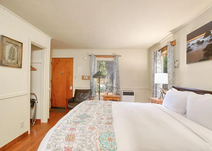 Fernwood Resort