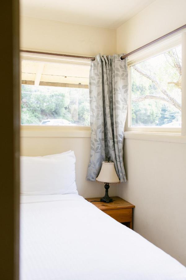 Fernwood Motel