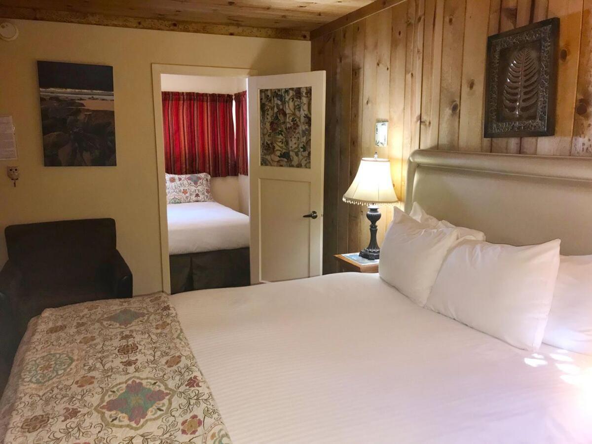 Fernwood Motel